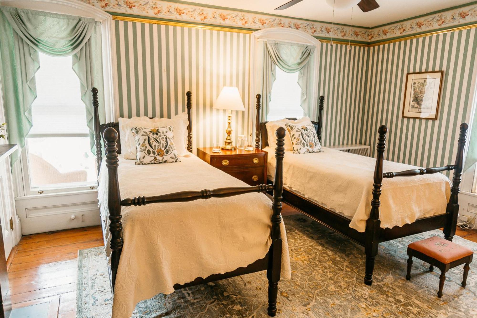 River House Inn Snow Hill Bagian luar foto